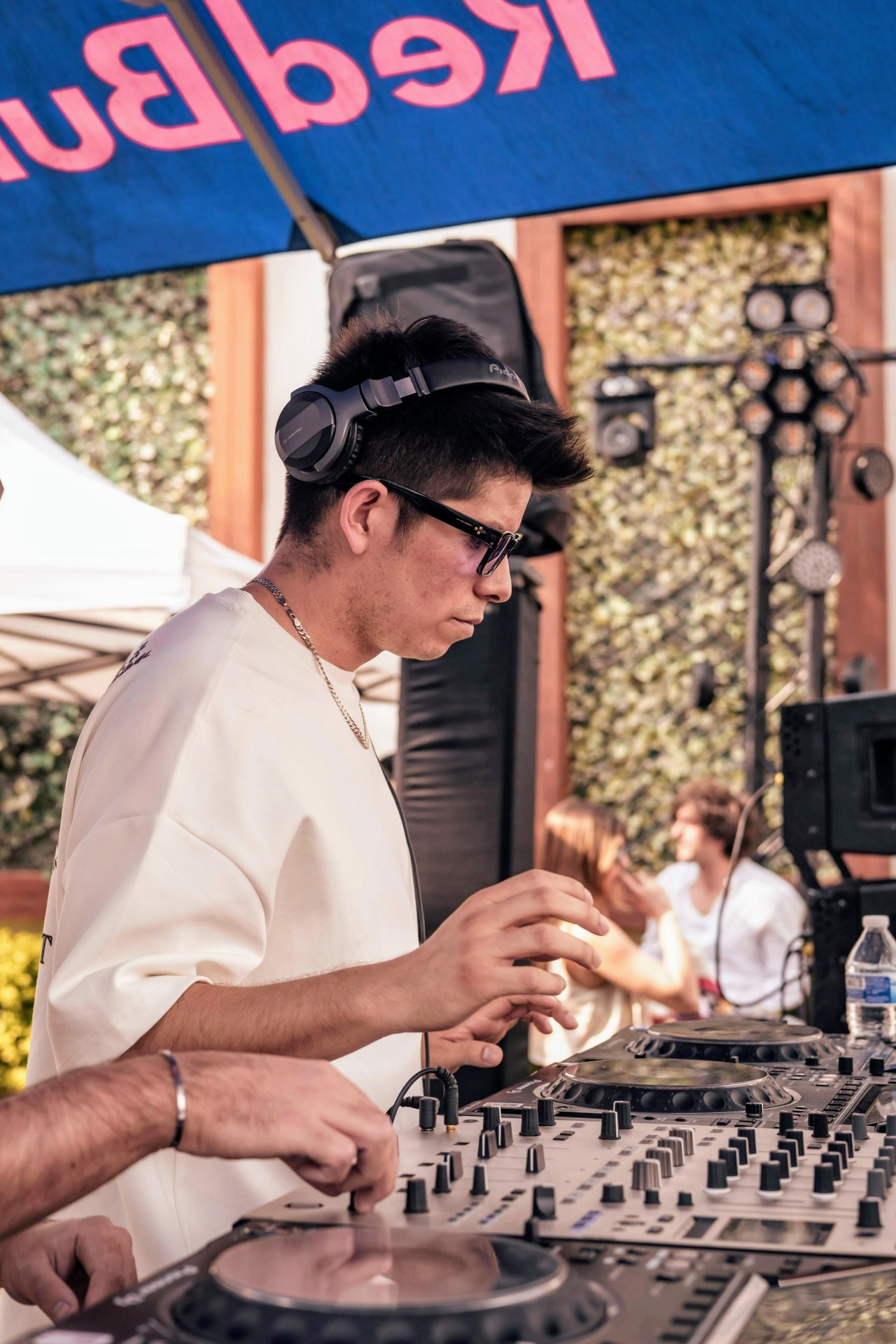Red Bull · Escenario Diurno